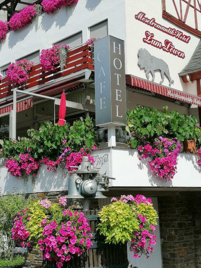Moselromantik-Hotel Zum Loewen เอดิเกอร์-เอลเลอร์ ภายนอก รูปภาพ